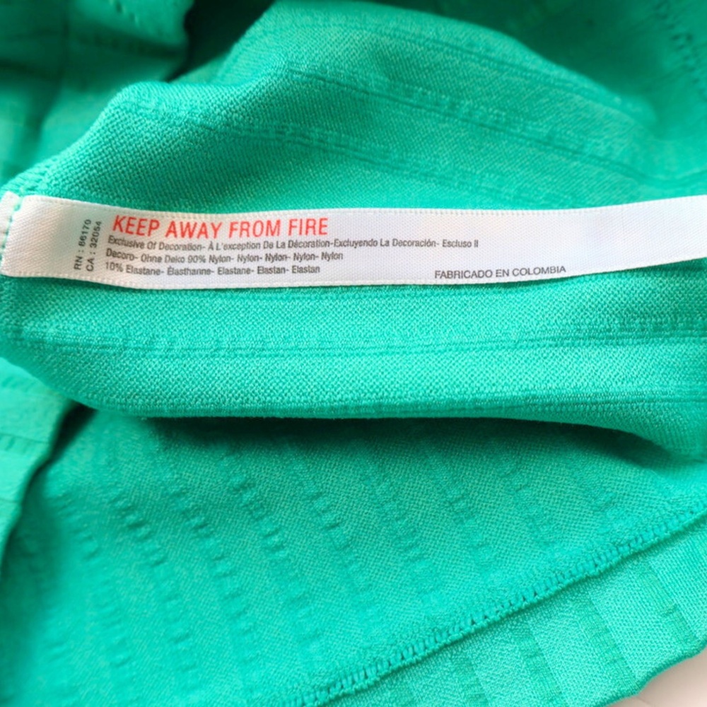 Out From Under Green Ribbed Racerback Crop Tank Sports Bra M/L - Picture 5 of 7